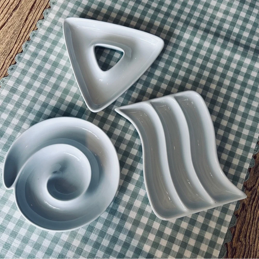 Crate&Barrel White Ceramic Appetizer Dishes - Set of 3